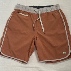 Vuori Men's Banks Athletic Shorts